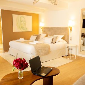 Le Central Boutique Hotel